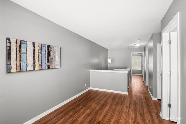 616 Lincoln Station Drive, Oswego, IL 60543