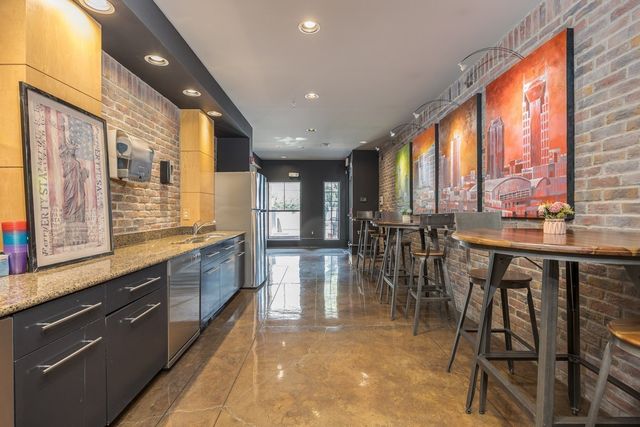 1803 Broadway Apt 611, Nashville, TN 37203