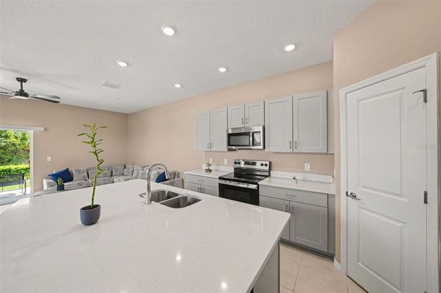 5170 QUAKERS PLACE, St Cloud, FL 34769