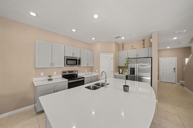 5170 QUAKERS PLACE, St Cloud, FL 34769