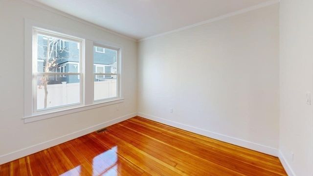 391 Linwood Ave 1, Newton, MA 02460