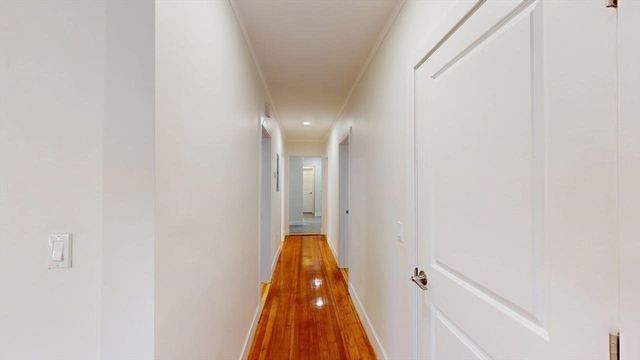 391 Linwood Ave 1, Newton, MA 02460