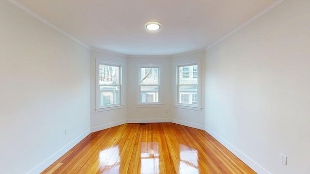 391 Linwood Ave 1, Newton, MA 02460