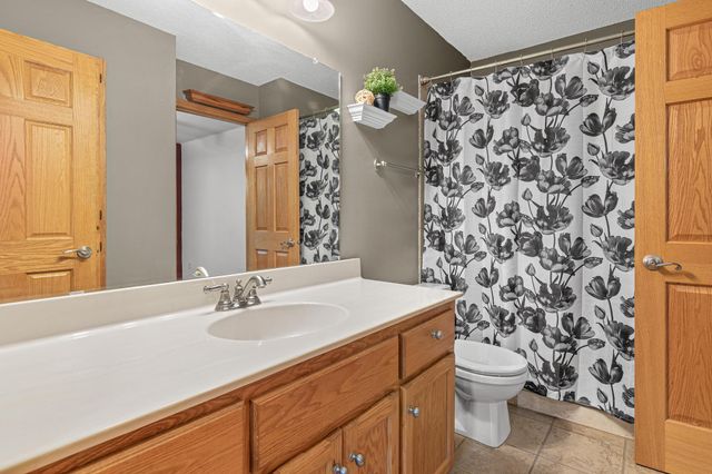5420 134th Street N, Hugo, MN 55038
