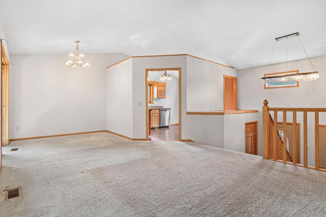 5420 134th Street N, Hugo, MN 55038