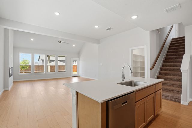 10613 Tuxinaw Trail, Fort Worth, TX 76179