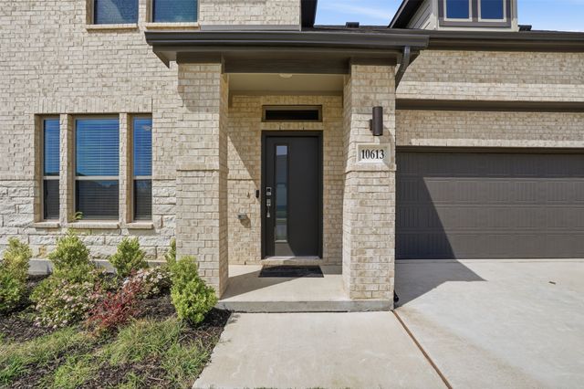 10613 Tuxinaw Trail, Fort Worth, TX 76179