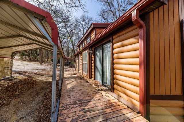 91 Dover Drive, Gordonville, TX 76245