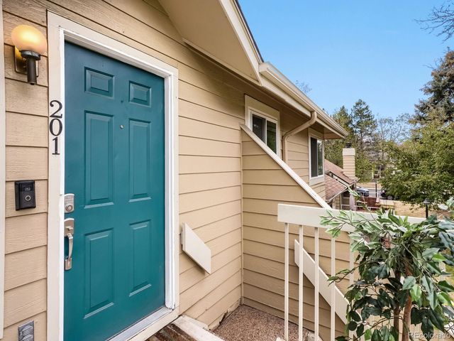 2199 S Scranton Way 201, Aurora, CO 80014