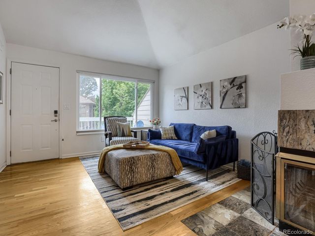 2199 S Scranton Way 201, Aurora, CO 80014