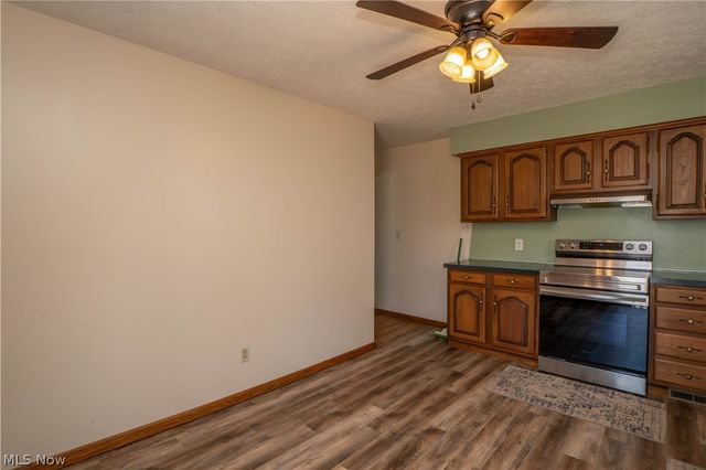 215 8th Street SW, Massillon, OH 44647