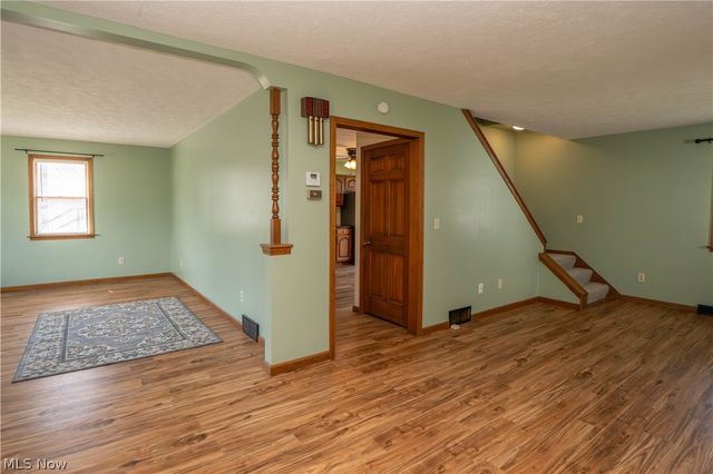 215 8th Street SW, Massillon, OH 44647