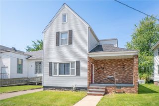 215 8th Street SW, Massillon, OH 44647