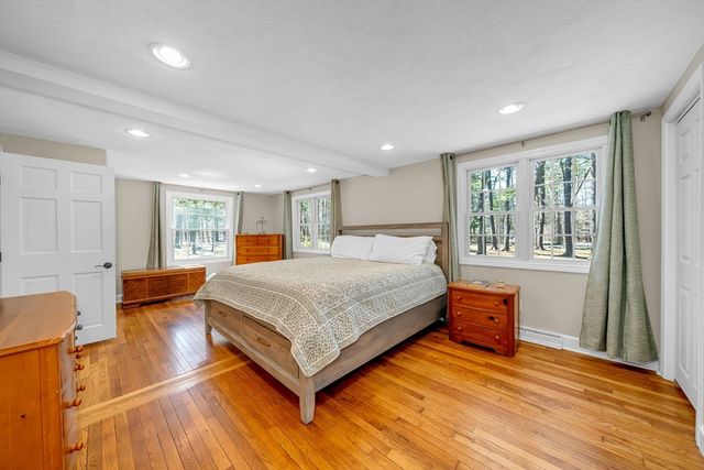 76 Mill Rd, Boxford, MA 01921