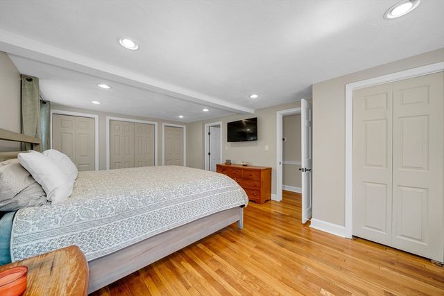 76 Mill Rd, Boxford, MA 01921