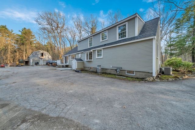 76 Mill Rd, Boxford, MA 01921