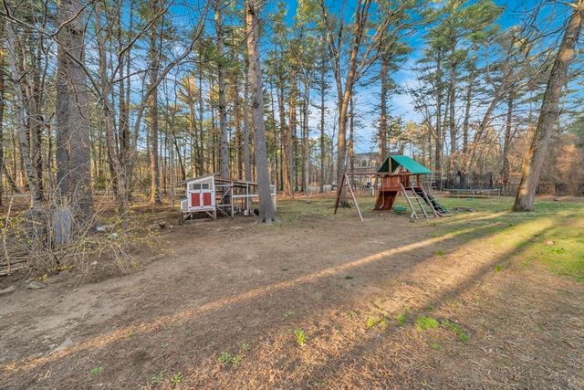 76 Mill Rd, Boxford, MA 01921