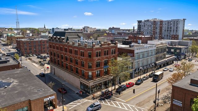 64 Market Street 206, Lynn, MA 01901