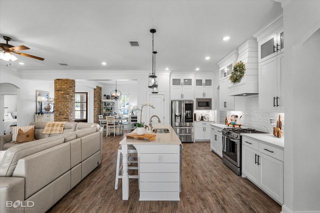 568 Newburyport Street, Blanchard, LA 71107