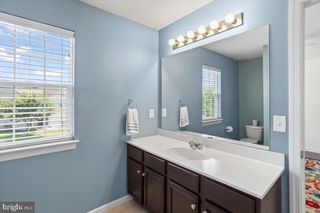 176 N VILLAGE CIR U-0102 CIR, Palmyra, PA 17078