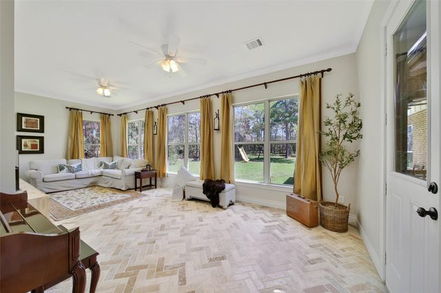 304 Ridgelake Scenic Drive, Montgomery, TX 77316