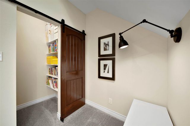 304 Ridgelake Scenic Drive, Montgomery, TX 77316