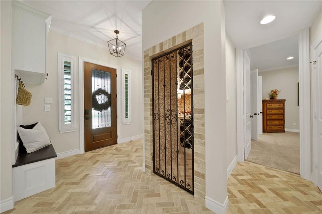 304 Ridgelake Scenic Drive, Montgomery, TX 77316