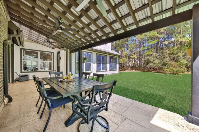 304 Ridgelake Scenic Drive, Montgomery, TX 77316