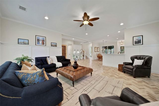 304 Ridgelake Scenic Drive, Montgomery, TX 77316