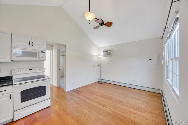 22 Maplewood Avenue, Selden, NY 11784