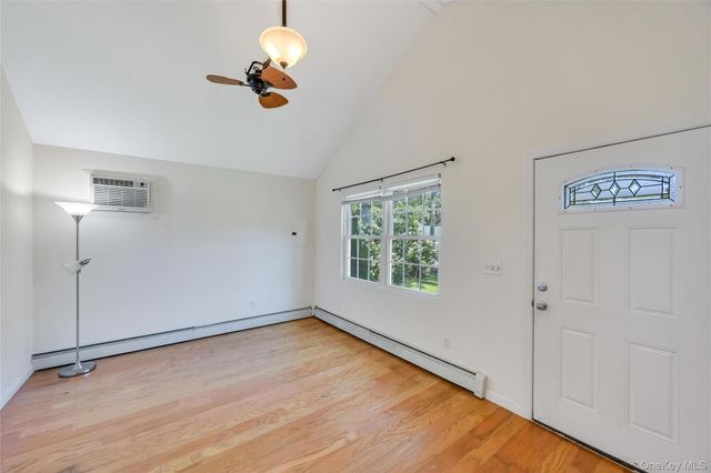 22 Maplewood Avenue, Selden, NY 11784