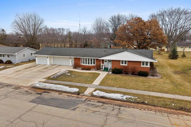 722 LEE AVENUE, Brillion, WI 54110