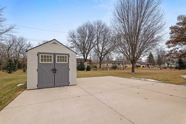 722 LEE AVENUE, Brillion, WI 54110