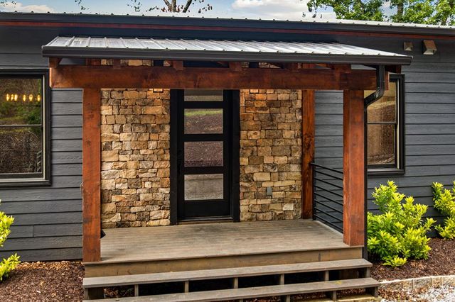 65 Wolf Creek Heights, Mineral Bluff, GA 30559