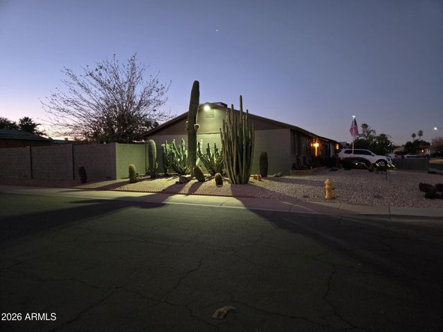 14002 N 37TH Place, Phoenix, AZ 85032