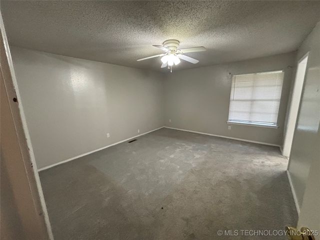 6140 E 164th Street, Bixby, OK 74008