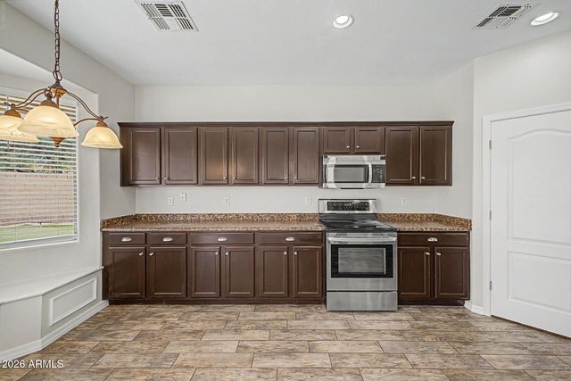 17611 W CROCUS Drive, Surprise, AZ 85388