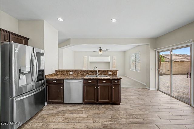 17611 W CROCUS Drive, Surprise, AZ 85388