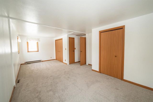 2763 2nd Avenue, Oxford, WI 53952