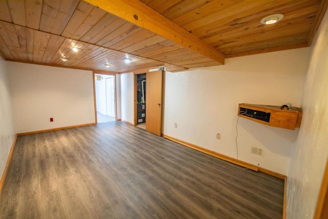 2763 2nd Avenue, Oxford, WI 53952