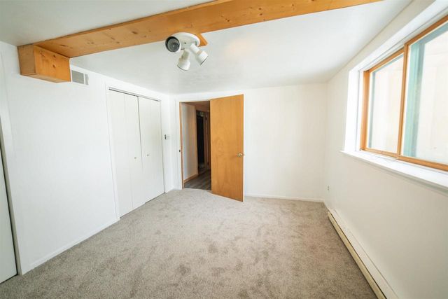 2763 2nd Avenue, Oxford, WI 53952