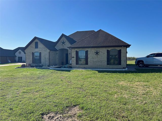 1055 Chartres, Oak Ridge, TX 75142