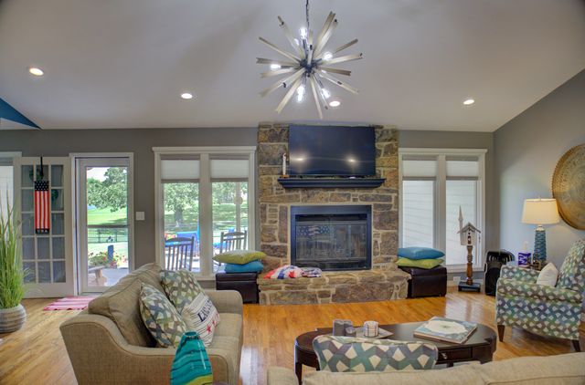 33322 S Coves Drive, Afton, OK 74331