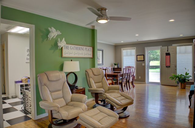 33322 S Coves Drive, Afton, OK 74331