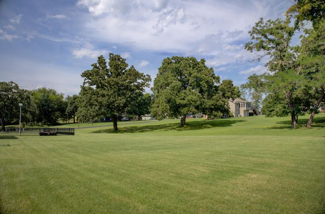 33322 S Coves Drive, Afton, OK 74331