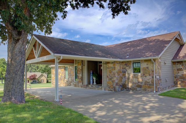 33322 S Coves Drive, Afton, OK 74331