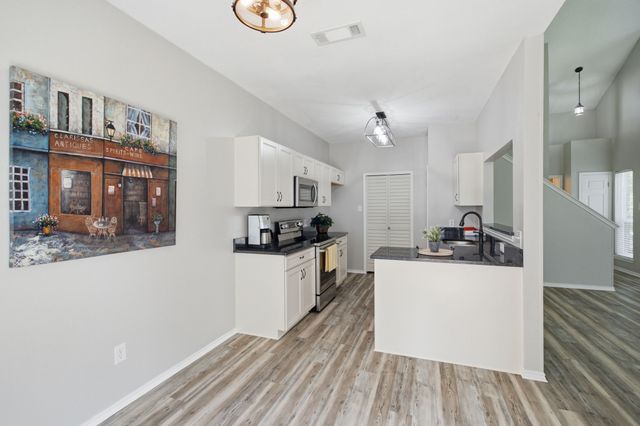 2702 Ansley Court, Euless, TX 76039