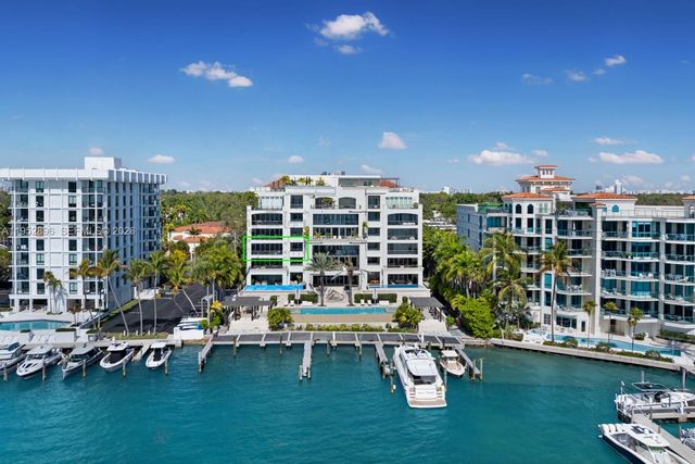 3535 Hiawatha Ave 403, Miami, FL 33133