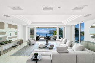 3535 Hiawatha Ave 403, Miami, FL 33133