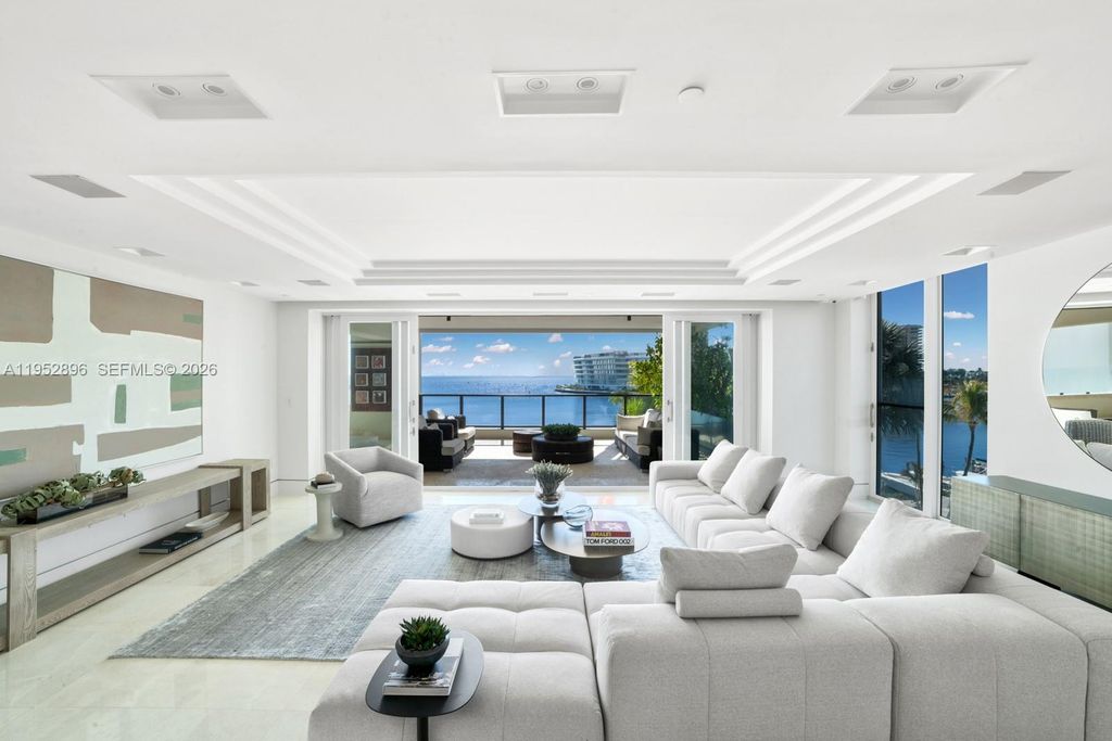 3535 Hiawatha Ave 403, Miami, FL 33133